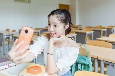 女孩子大专学平面设计好吗