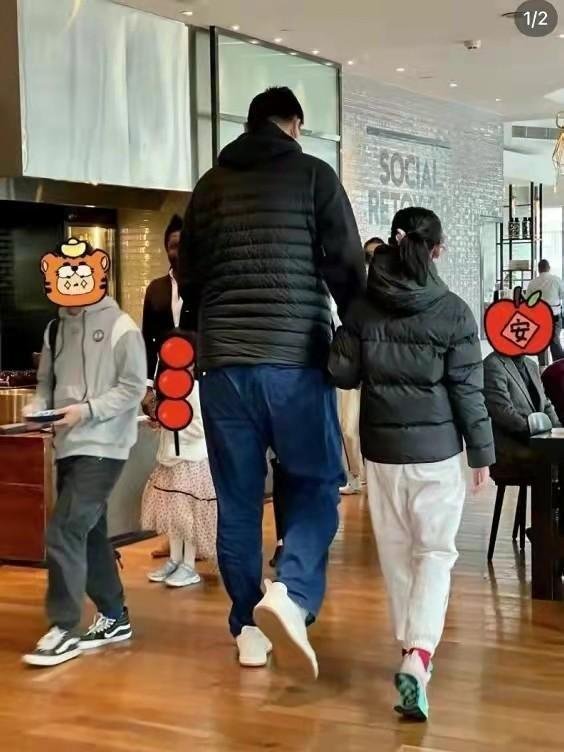 姚明11号球服平面设计