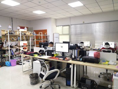 工厂平面设计学徒