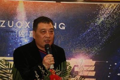 鞋子迈克平面设计图