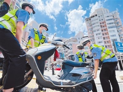 平面设计实习周志