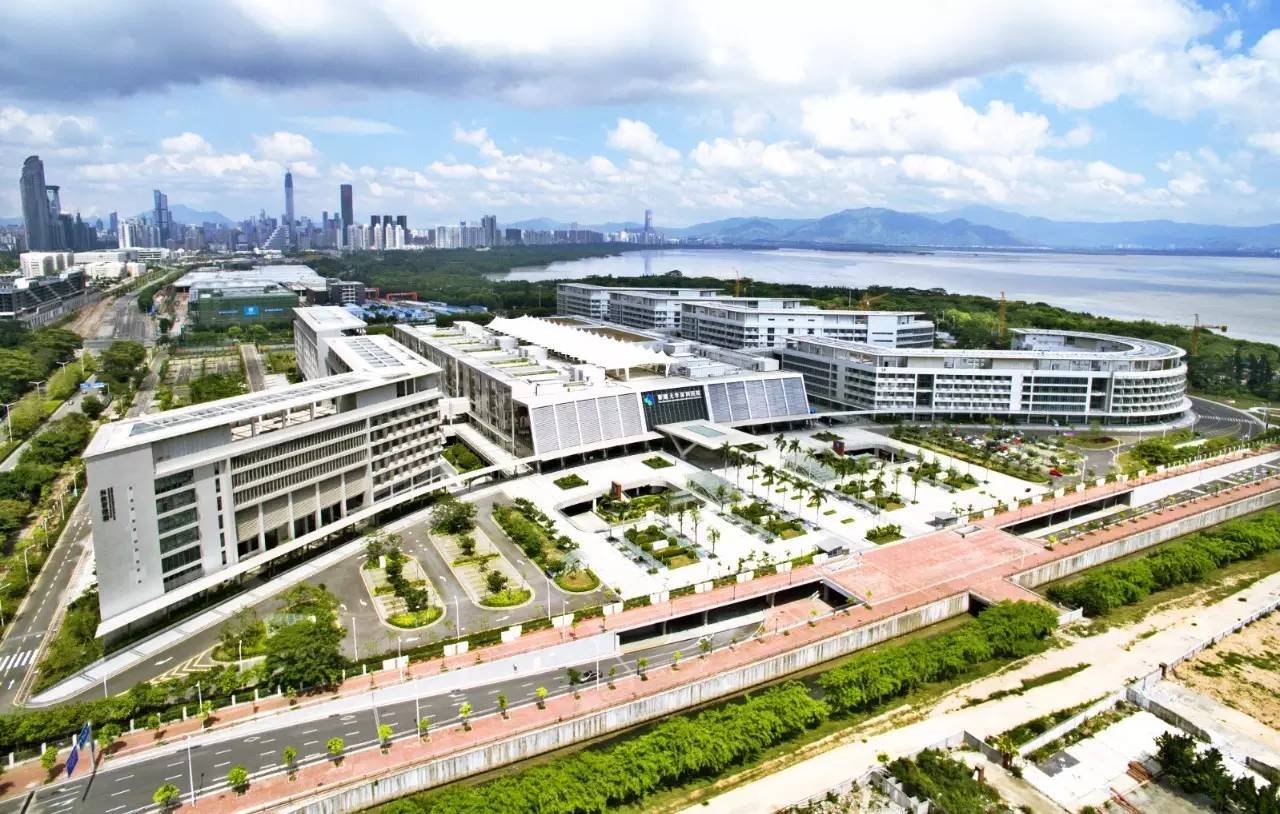 香港哪所大学平面设计
